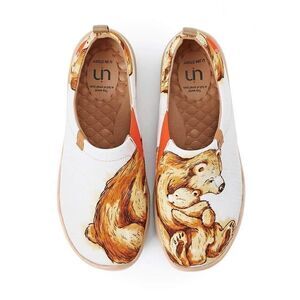 UIN women’s  Walking Shoes Slip On Loafers (Something Sweet) New